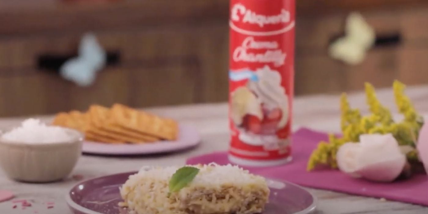 Postre en refractaria de crema de coco