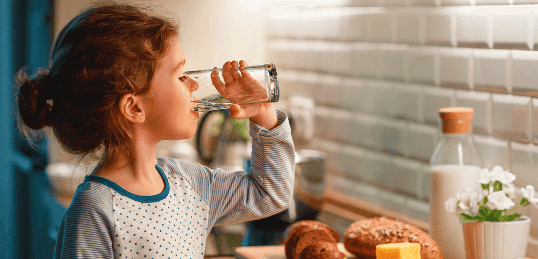 Beneficios de tomar agua: te contamos los más importantes