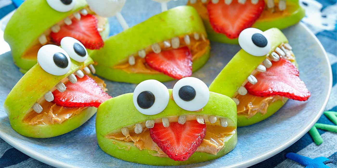 Crema de avena y monstruos de manzana