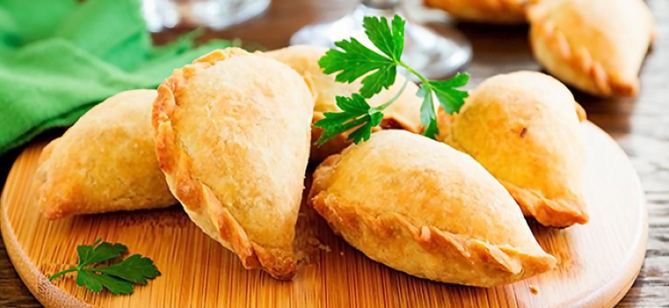 Empanadas de crema de queso y cebollin!