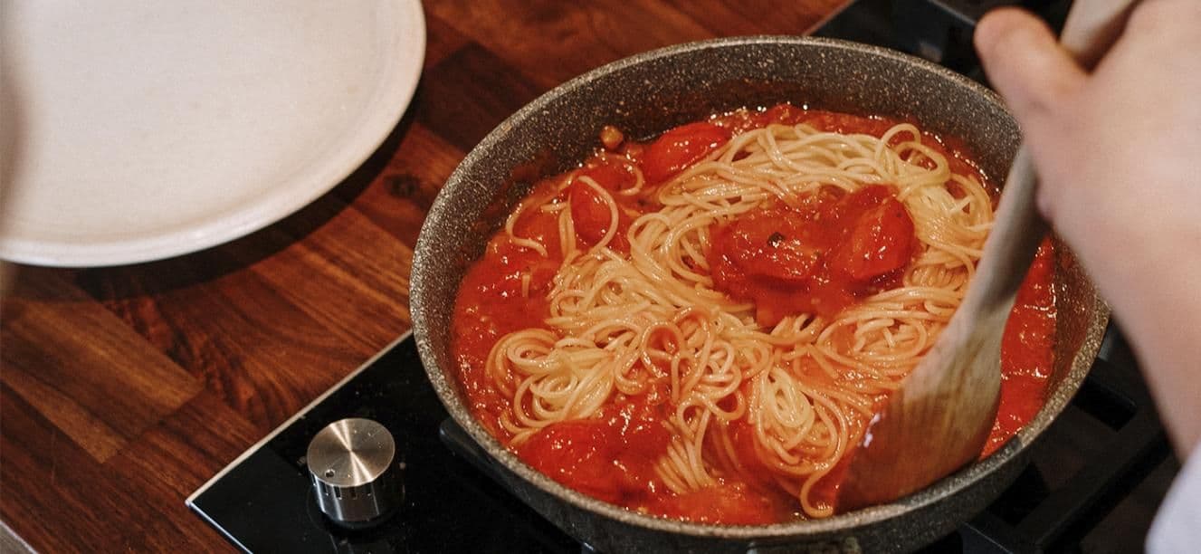 Espaguetis con Crema de Leche Alqueria