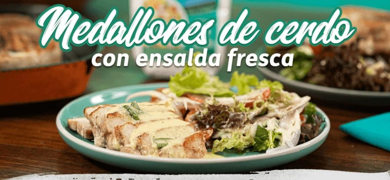 Medallones de cerdo con ensalada fresca