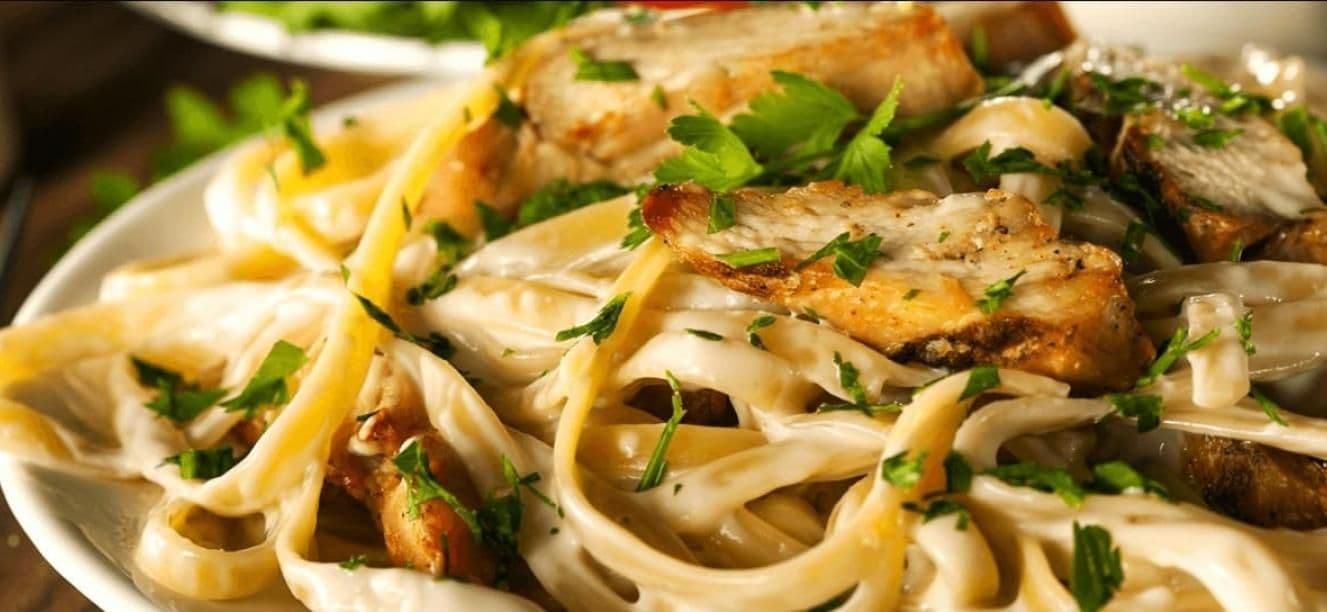 Pasta al limon con pollo