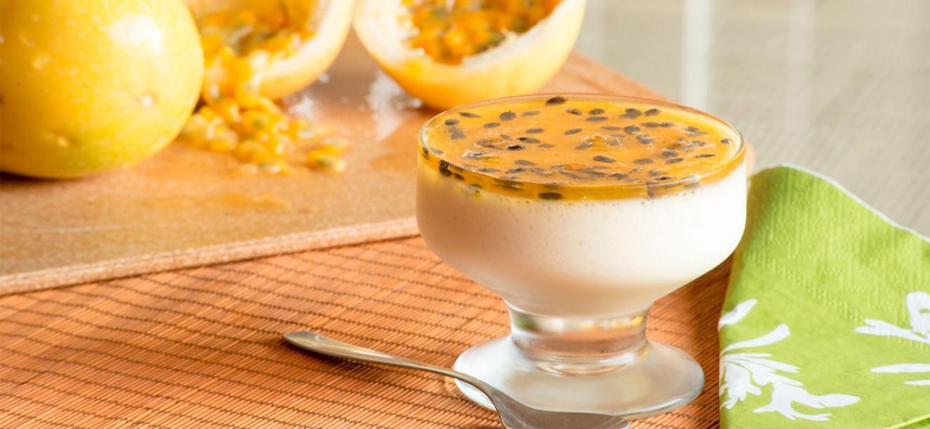 Postrecito de maracuya con Crema de Leche Alqueria