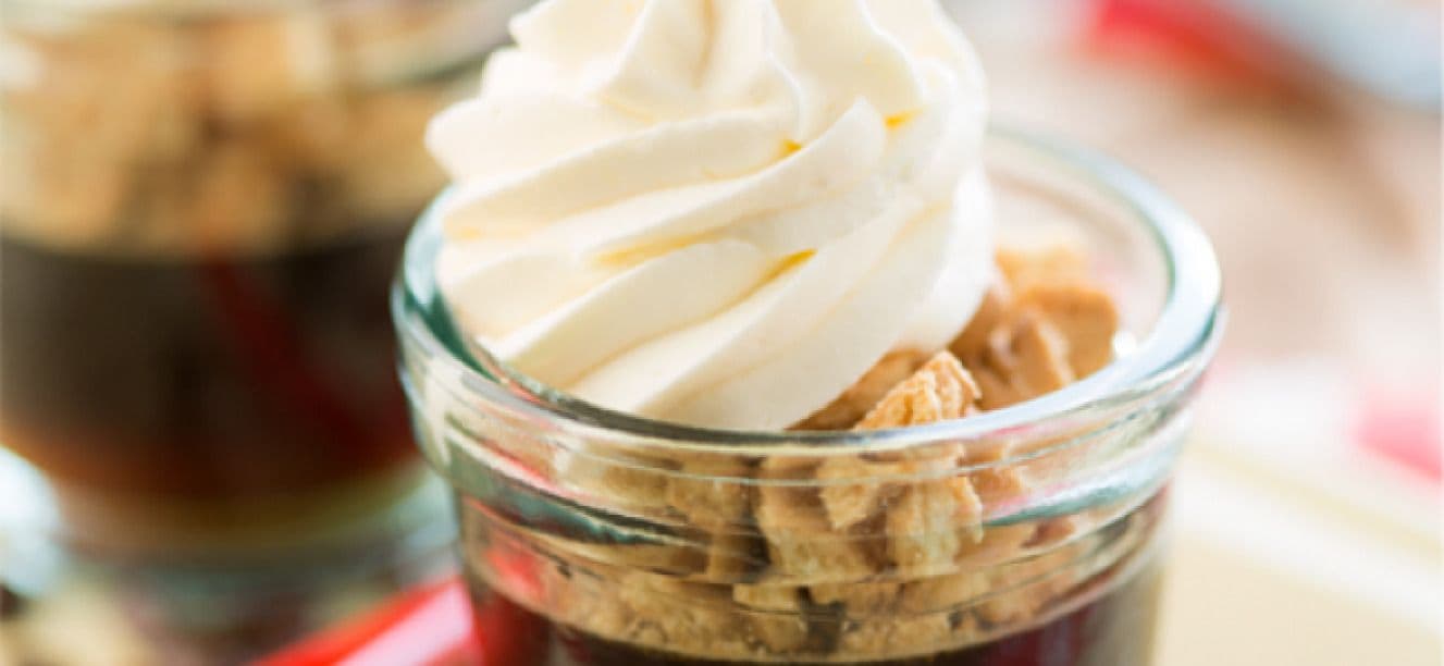 Postrecitos de cafe y crema