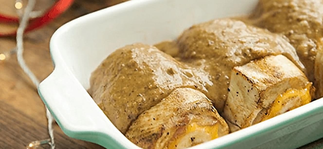 Pechuga rellena con salsa de ciruela