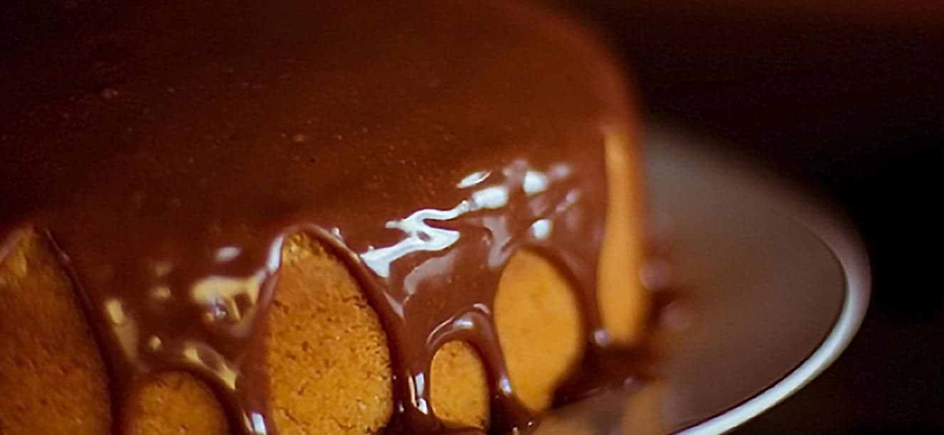 Torta rellena de arequipe